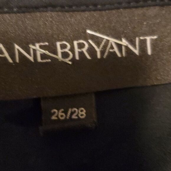 Lane Bryant wpmens 26/28 black cold shoulder blouse - Picture 5 of 8